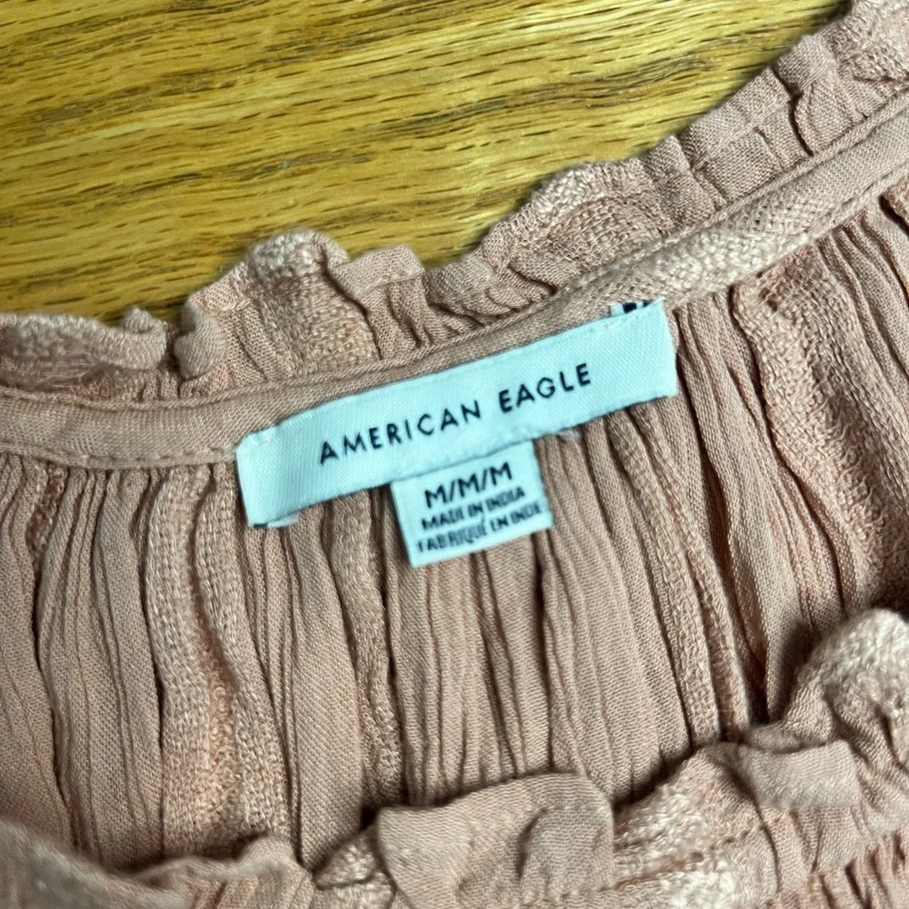 American‎ Eagle Womens Flutter Sleeve Top Size Medium - Picture 2 of 3